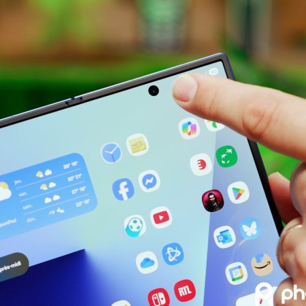 Galaxy Z Fold 8 : Samsung se rapprocherait d’une caméra frontale invisible