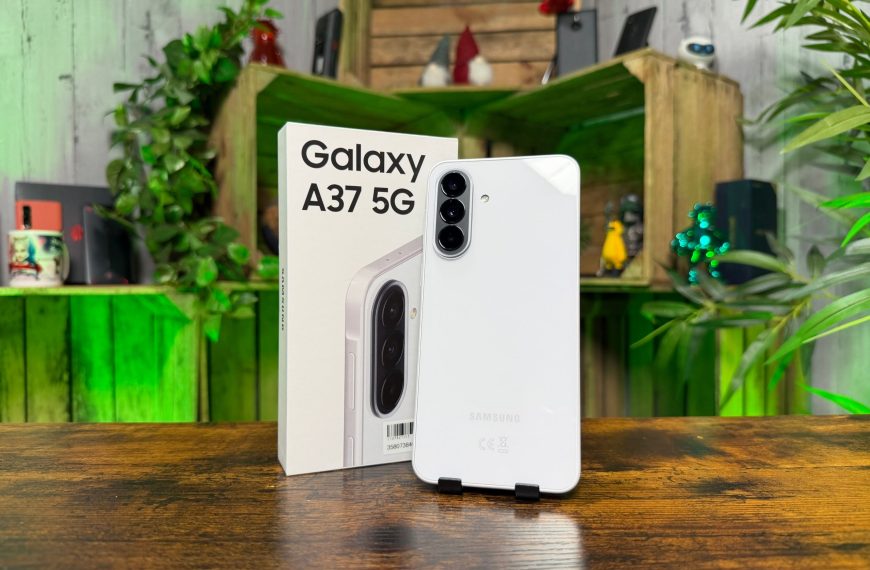 Test Samsung Galaxy A37 : un smartphone abordable, mais en panne d’innovation