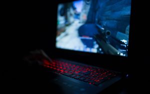 Linux fait tourner des jeux récents mieux que Windows 11, la preuve