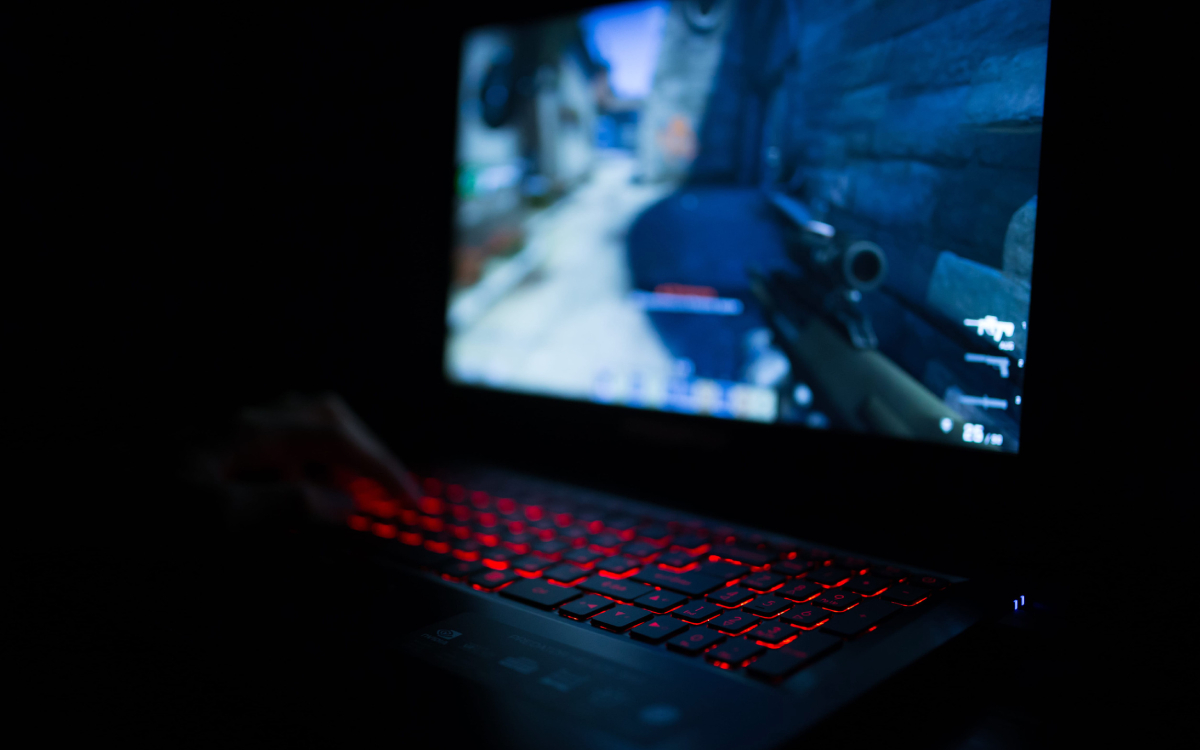 Linux fait tourner des jeux récents mieux que Windows 11, la preuve