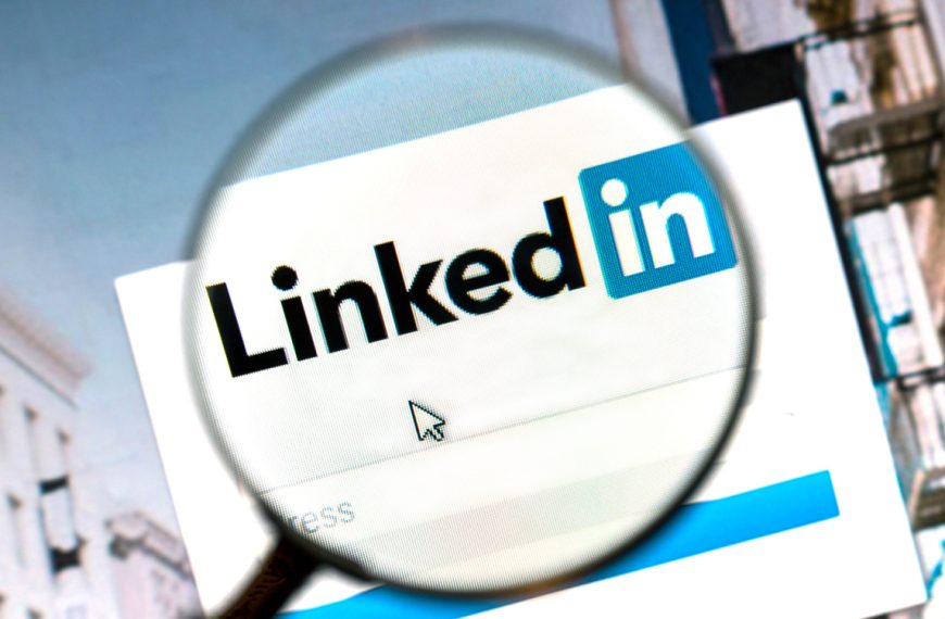 LinkedIn espionnerait discrètement votre navigateur Chrome, des milliers d’extensions concernées