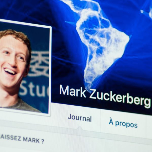 Mark Zuckerberg envisagerait de se remplacer par un clone IA