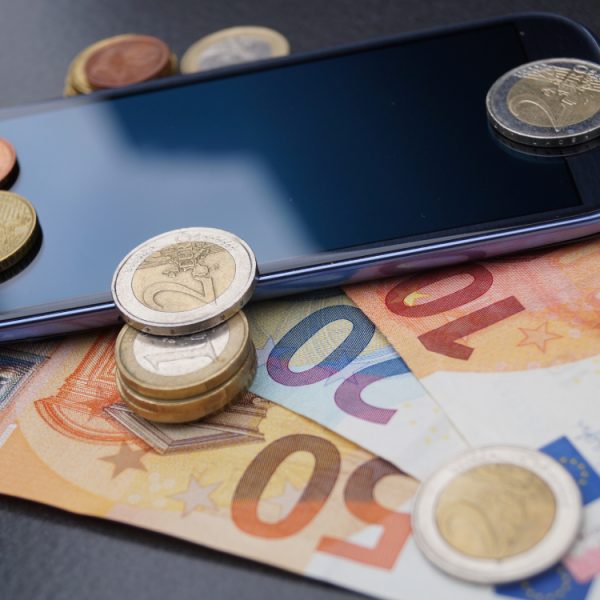 Les utilisateurs de smartphones restent de plus en plus chez la même marque (mais préfèrent toujours les iPhone)