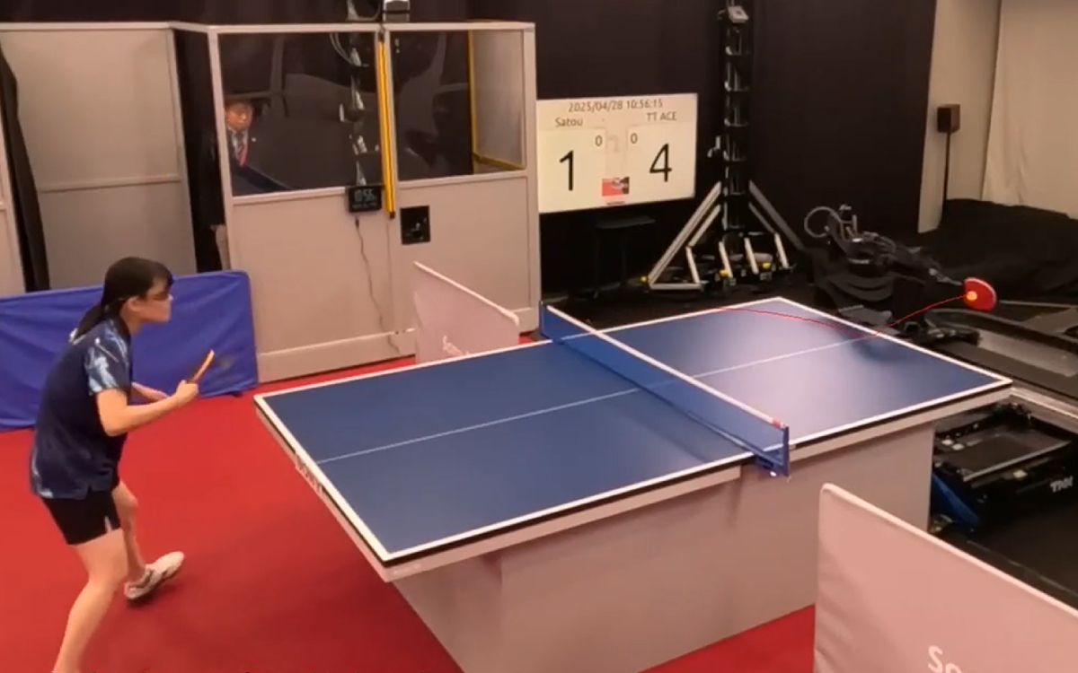 Le robot IA Ace bat des champions de ping-pong avec un coup jugé impossible