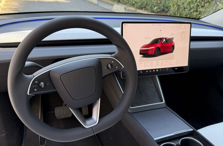 Tesla vient de décrocher une victoire historique pour son FSD en Europe