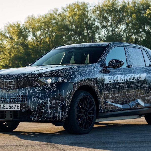 BMW parie sur l’hydrogène pour son prochain grand SUV, son autonomie annoncée est bluffante