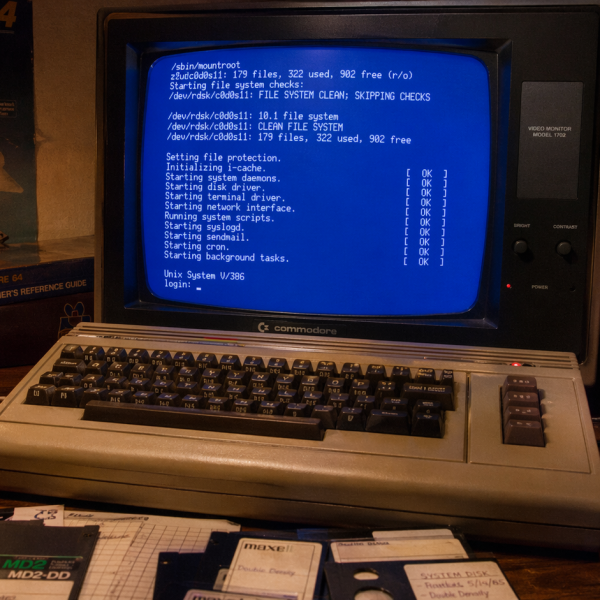 C64UX – Un shell Unix-like pour Commodore 64