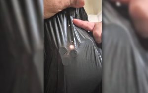 Oui, le flash des Samsung Galaxy peut brûler du plastique, mais ce n’est pas si grave