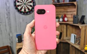 Pixel 9a : le SAV de Google lui demande 250 euros pour des dégâts qui n’existent pas