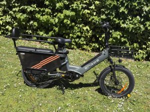 J'ai testé le Engwe LE20 Passenger, le vélo cargo aux 350 km d'autonomie