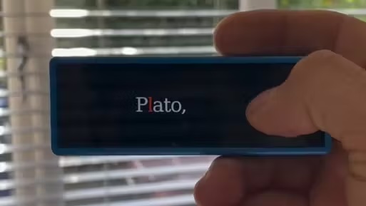 RSVP Nano – Une mini-liseuse DIY qui fait défiler les mots