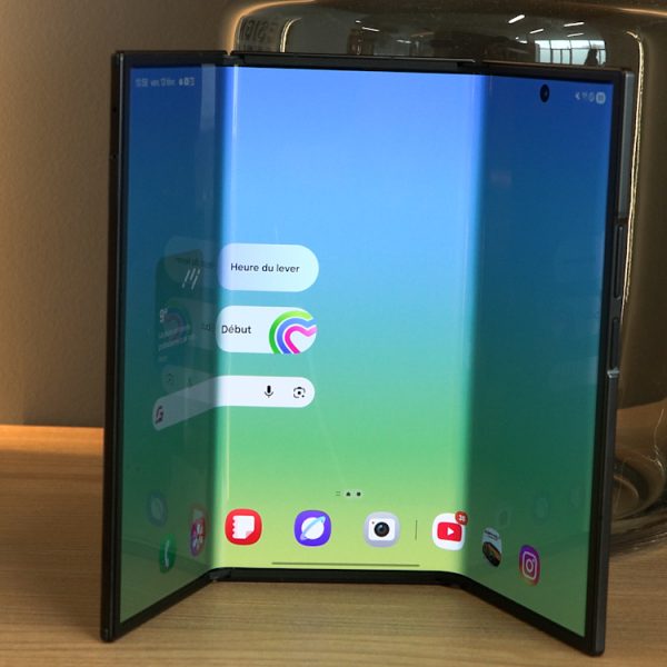 Galaxy Z TriFold : le smartphone dépliable de Samsung est en rupture de stock, vous arrivez trop tard