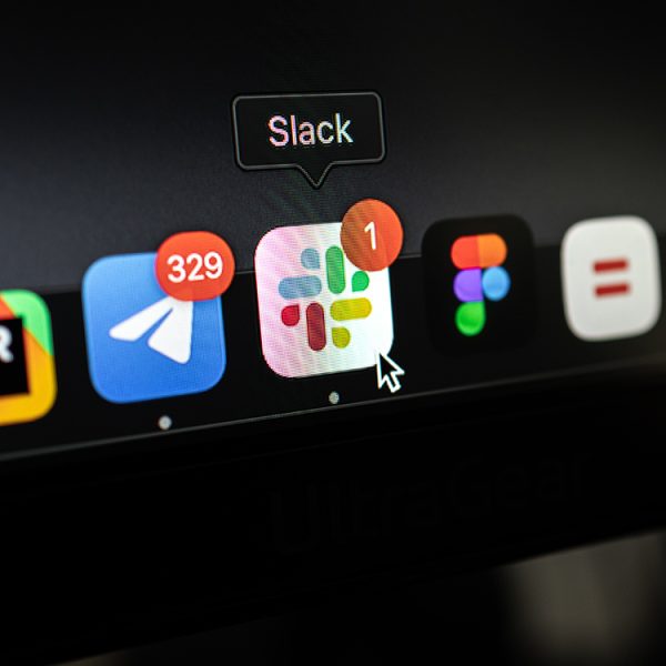 Vos messages Slack sont vendus à prix d’or, vous n’imaginez pas combien ils rapportent