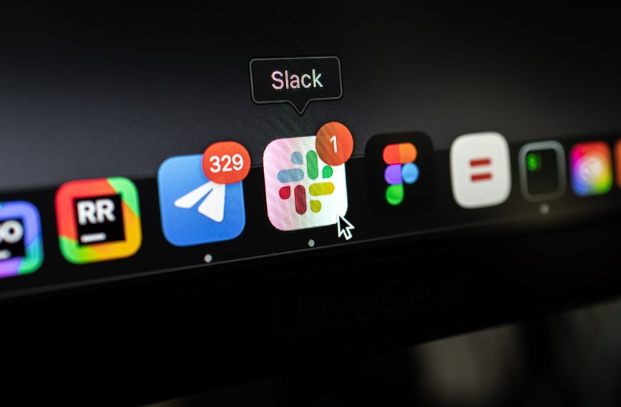Vos messages Slack sont vendus à prix d’or, vous n’imaginez pas combien ils rapportent