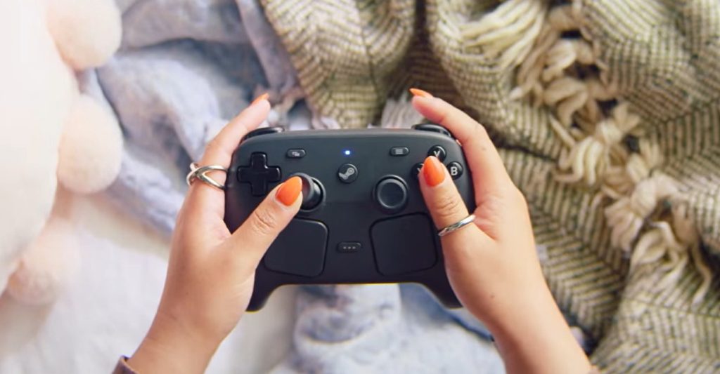 Les premiers tests du Steam Controller sont sortis, voici ce que vaut la manette de Valve
