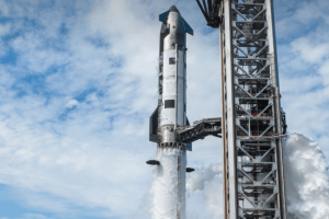 Telex : SpaceX dans le rouge de 41 Md$ avant IPO, GitHub reconnaît une fuite massive de code source, Intuit sabre 17 % de ses effectifs mais jure que l'IA n'y est pour rien,