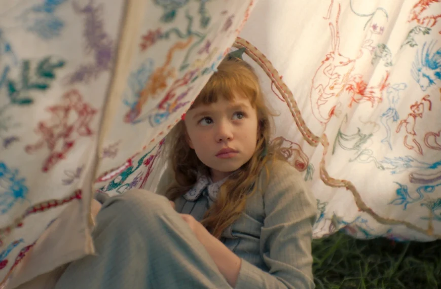 Après des millions de ventes et une traduction dans 40 langues, Prime Video a sorti les 3 premiers épisodes de cette adaptation à succès international