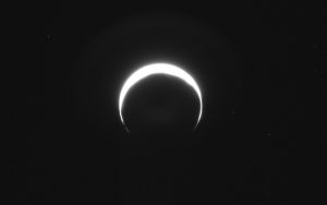 « Ce n’est pas une éclipse » : un rarissime croissant de Mars immortalisé en photo par la sonde Psyche de la NASA