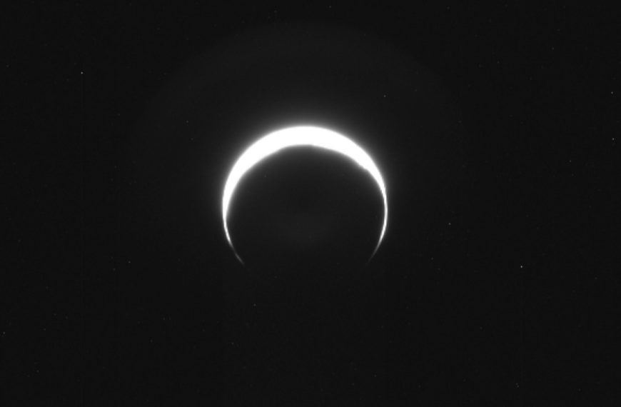 « Ce n’est pas une éclipse » : un rarissime croissant de Mars immortalisé en photo par la sonde Psyche de la NASA