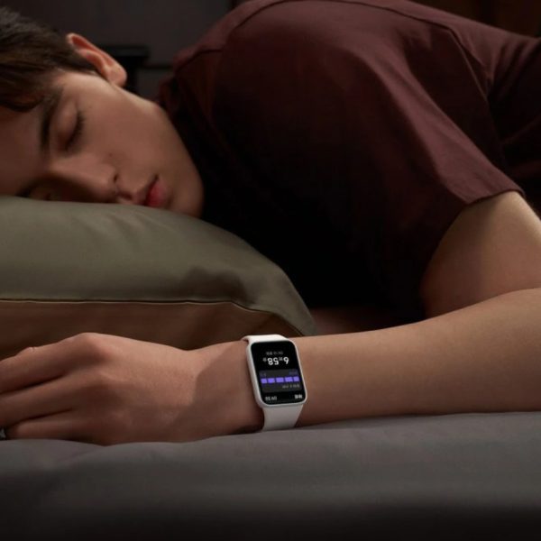 Xiaomi lance son Smart Band 10 Pro, un bracelet connecté à petit prix avec un meilleur suivi du sommeil et de la santé