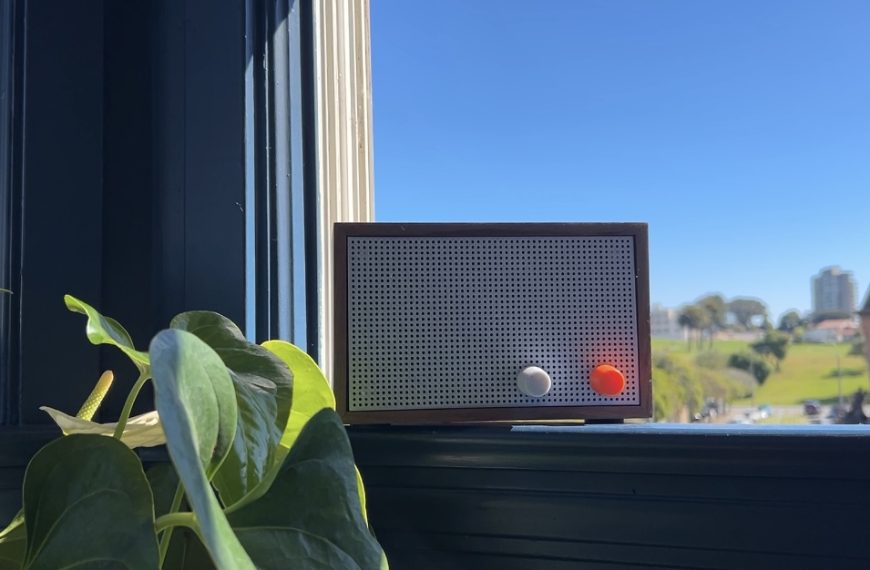 Andon FM – Quand les IA gèrent des radios et pètent un plomb