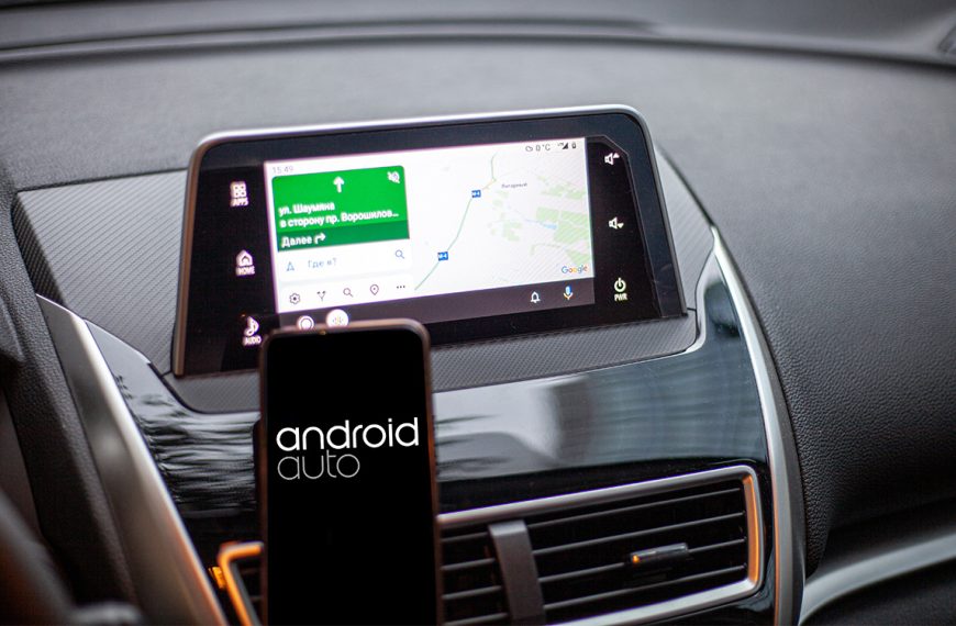 Android Auto est un excellent compagnon de route… à condition d’oublier toutes ces fonctionnalités de votre smartphone