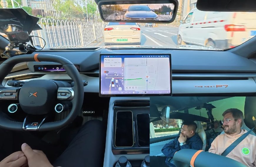 Ce système de conduite autonome chinois inquiète Tesla, et un premier test le confirme