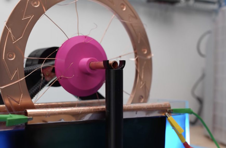Cuivrer une pièce imprimée 3D sans cuve géante, c'est possible en la faisant tourner