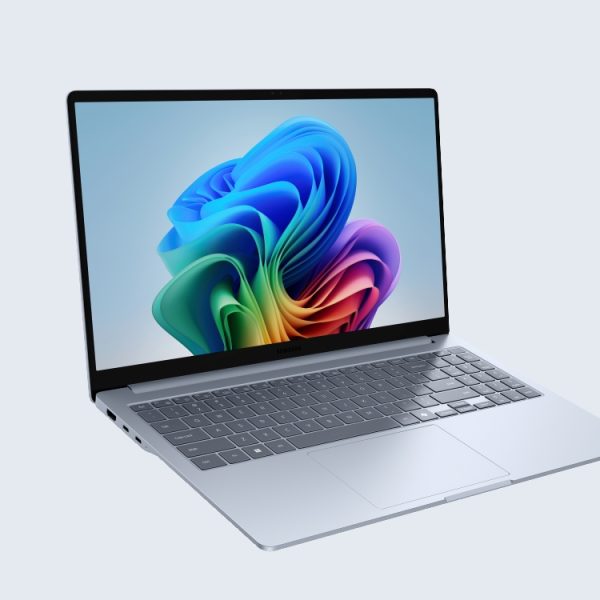 Le Galaxy Book 4 Edge passe à moins de 624 € : l’ultrabook Samsung certifié Copilot+ est à moitié prix