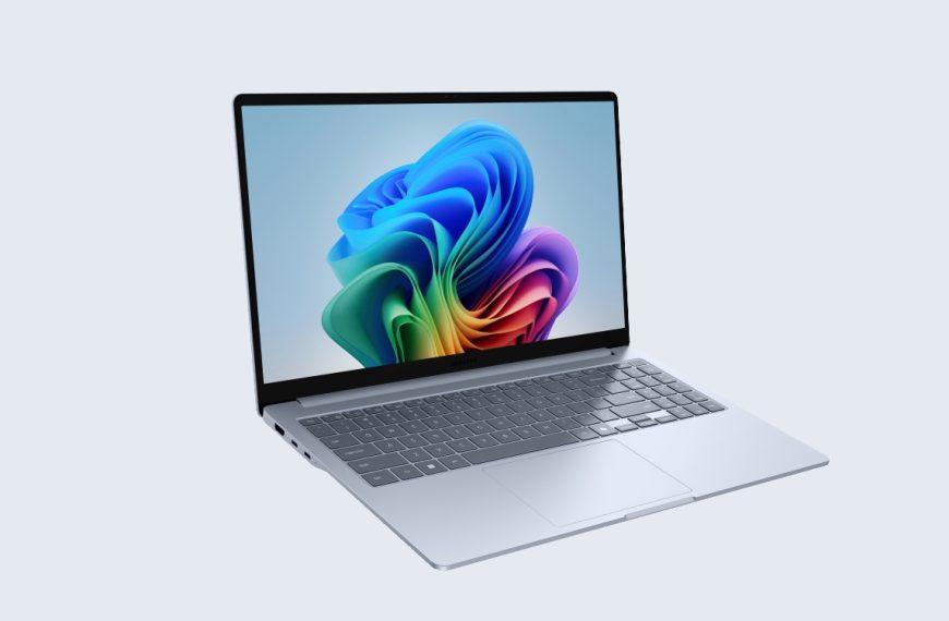 Le Galaxy Book 4 Edge passe à moins de 624 € : l’ultrabook Samsung certifié Copilot+ est à moitié prix