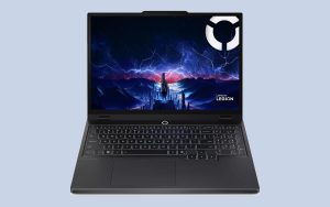 Ce PC gamer portable Lenovo avec RTX 5070 et dalle OLED perd 400 € chez Boulanger