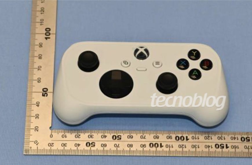 La nouvelle manette de Xbox pensée pour le cloud se dévoile en images et corrige l’un des plus défauts de ses homologues