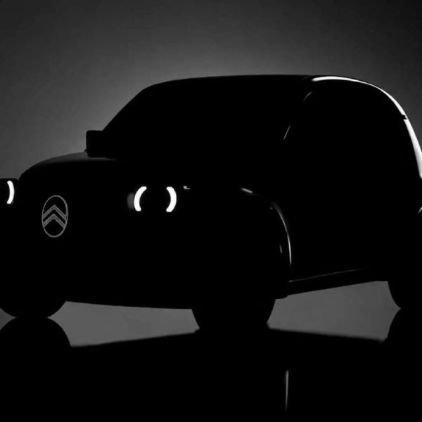 La 2CV électrique est officielle et elle promet d’être le VE le moins cher d’Europe