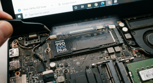 FROST – Quand un site web peut vous tracker grâce à votre SSD