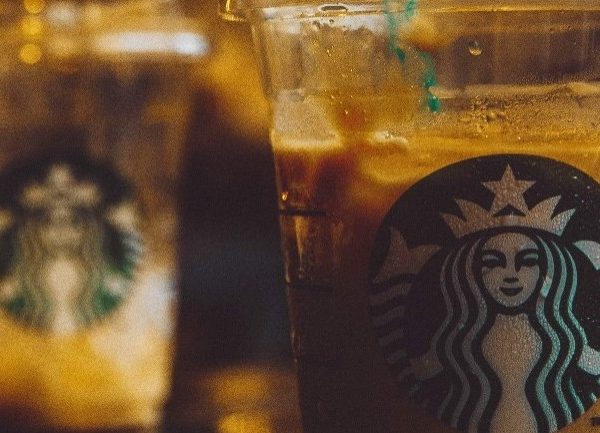 Starbucks abandonne l'IA pour l'inventaire de ses produits