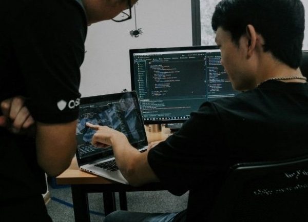 Les DSI entrainent les métiers vers le vibe coding