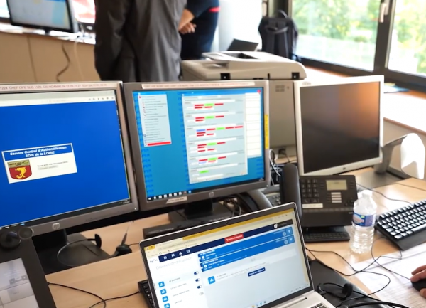 Telex : Atos livre le SI du réseau radio du futur, Snowflake certifié HDS v2,AWS lance des MicroVM Lambda dopées à Firecracker