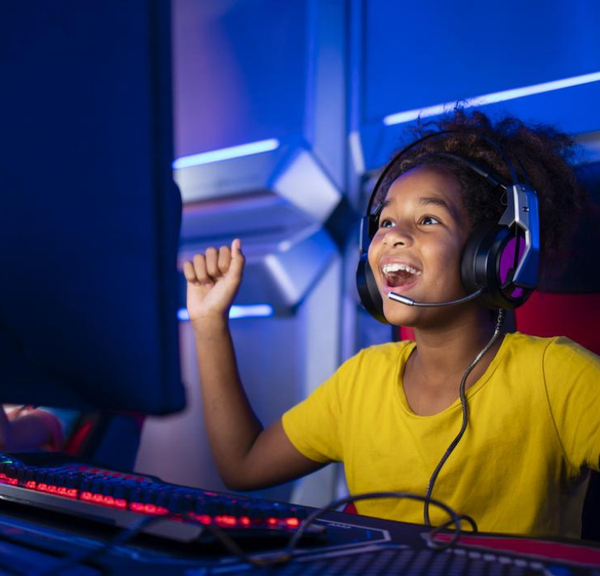 Avec ce projet de loi, il serait impossible de parler à ses coéquipiers de moins de 16 ans sur les jeux vidéo multijoueur