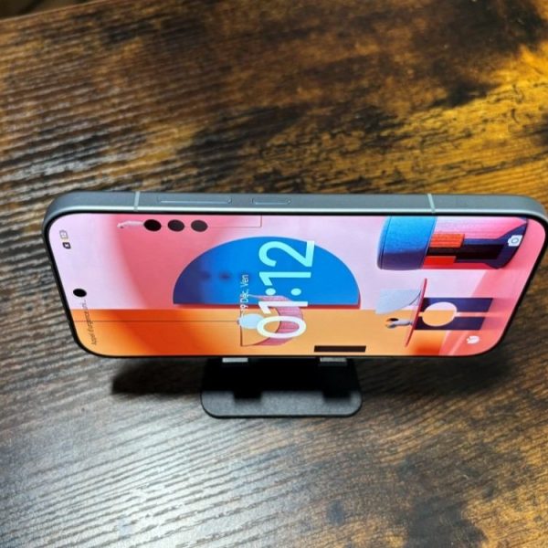 Xiaomi 18 : la fiche technique se précise, la batterie s’améliore
