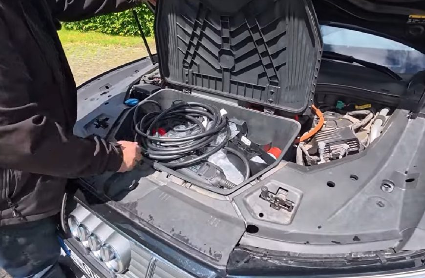 Bradé à un tiers de son prix neuf, ce SUV électrique reste une affaire grâce à sa batterie