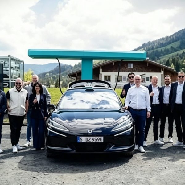 BYD lance en Europe sa borne 4 fois plus puissante qu’un Superchargeur Tesla