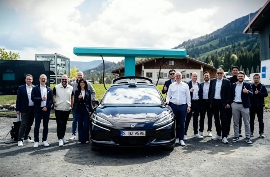 BYD lance en Europe sa borne 4 fois plus puissante qu’un Superchargeur Tesla