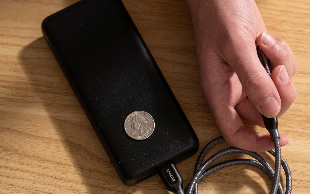 Ce mini-PC Linux se pilote entièrement en morse, avec un seul bouton