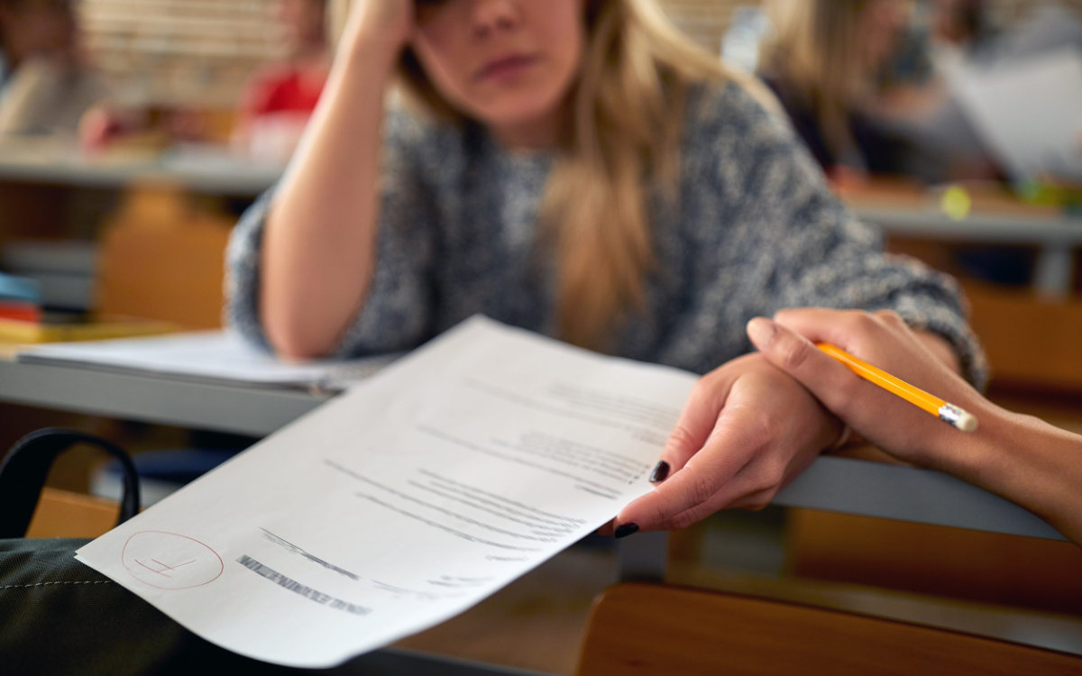Il devient riche en passant des examens en ligne à la place d’étudiants avant d’écoper de 3 ans de prison