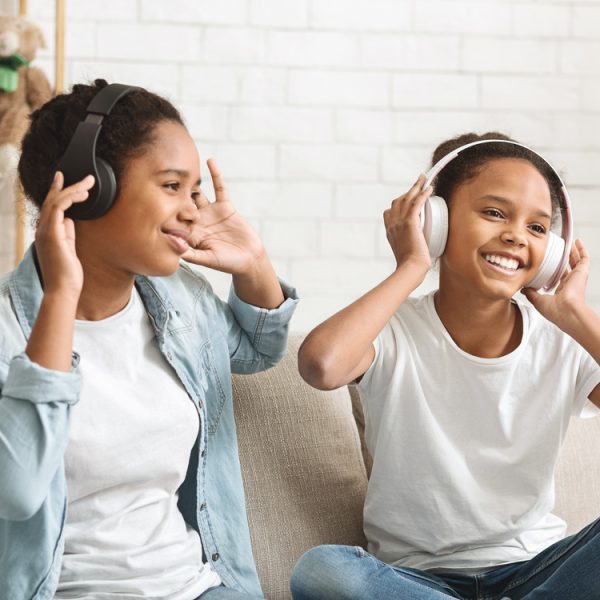 Windows 11 permet de partager l’audio sur deux casques Bluetooth, on vous explique comment faire