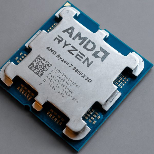 Le prix du Ryzen 7 9800X3D chute de près de 40 % : cette offre ne va pas durer