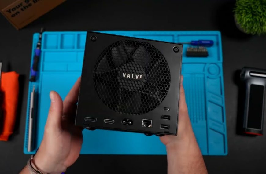 Steam Machine – Il passe à 64 Go de RAM et 4 To de SSD avec un simple tournevis