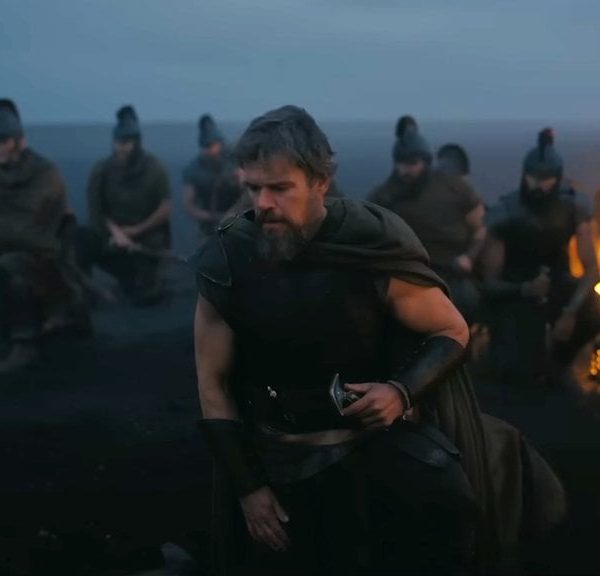"Qui diable a pensé qu'un film pouvait être tourné ici ?" Ce fut la première pensée de Matt Damon sur le tournage de L'Odyssée de Christopher Nolan