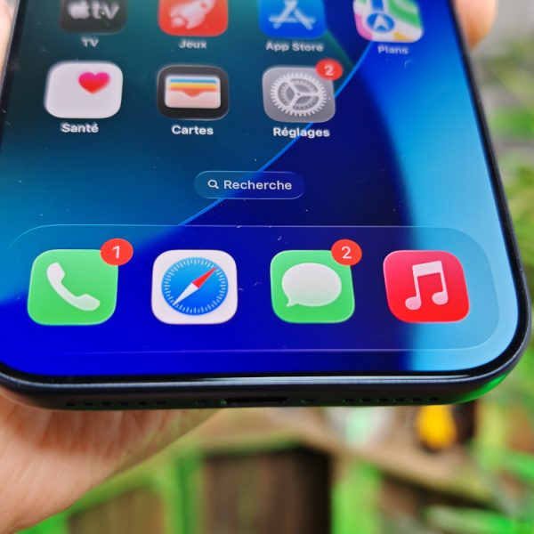 Cette ligne cachée dans un document d’Apple annonce un assistant IA très curieux