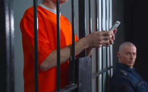Il est condamné à 18 mois de prison à cause… d’une faute de frappe de son pseudo